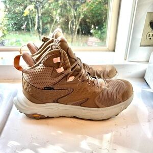 Women’s Hoka Anacapa Mid GTX hiking boots size 10